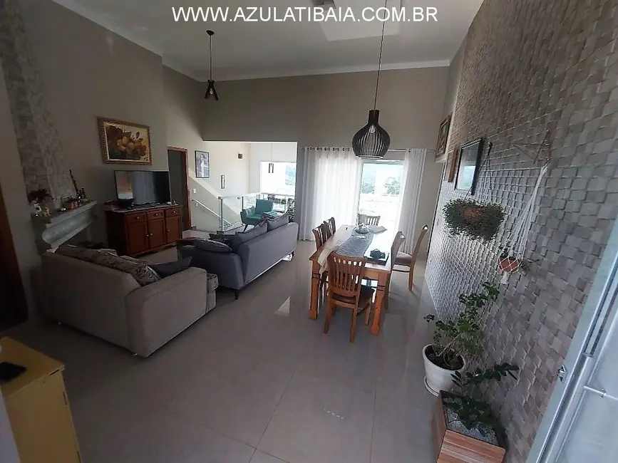 Foto 9 de Casa com 4 quartos à venda, 265m2 em Jardim Estância Brasil, Atibaia - SP