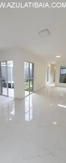 Casa com 3 quartos à venda, 100m2 em Nova Cerejeira, Atibaia - SP - imagem 5 Foto 5 de Casa com 3 quartos à venda, 100m2 em Nova Cerejeira, Atibaia - SP