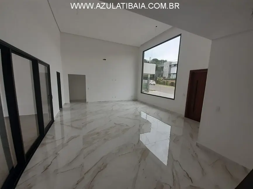 Casa de Condomínio com 3 quartos à venda, 248m2 em Atibaia - SP - imagem 4 Foto 4 de Casa de Condomínio com 3 quartos à venda, 248m2 em Atibaia - SP