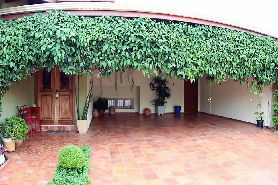 Foto 2 de Casa com 3 quartos à venda, 401m2 em Vila Petrópolis, Atibaia - SP