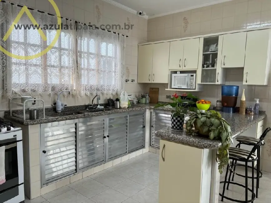 Casa com 4 quartos à venda, 275m2 em Atibaia - SP - imagem 8 Foto 8 de Casa com 4 quartos à venda, 275m2 em Atibaia - SP