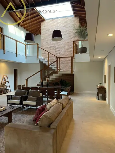 Foto 3 de Casa de Condomínio com 6 quartos à venda, 720m2 em Atibaia - SP