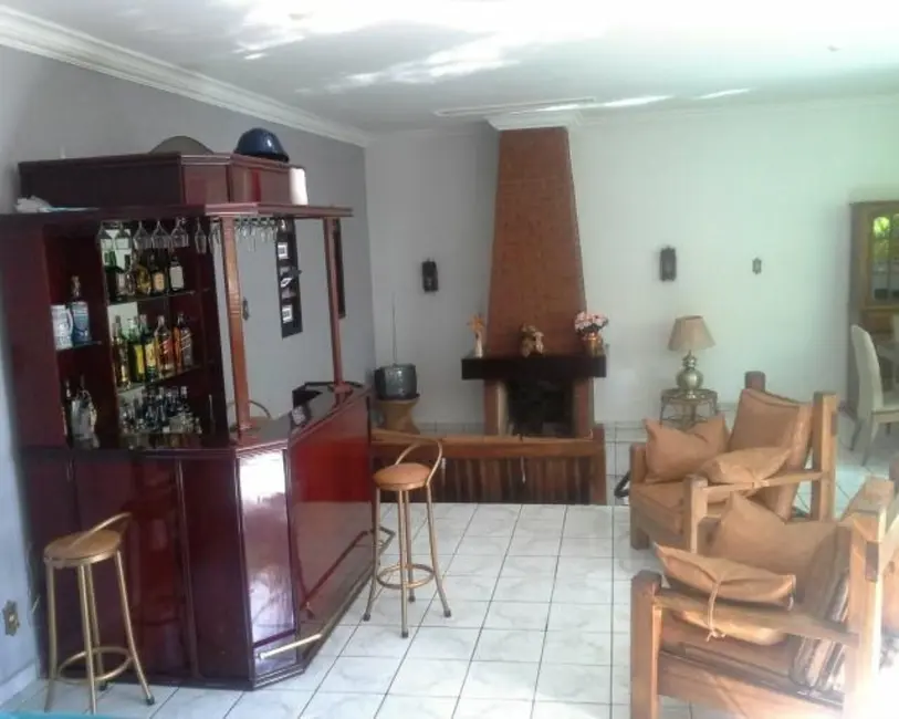 Foto 8 de Casa com 4 quartos à venda, 450m2 em Atibaia - SP