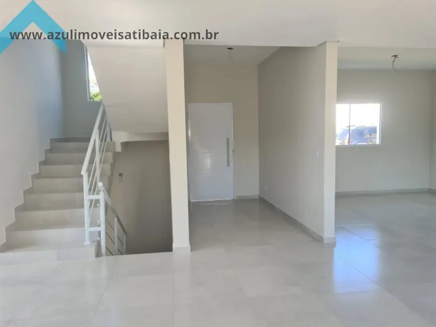 Casa de Condomínio com 3 quartos à venda, 150m2 em Atibaia - SP - imagem 4 Foto 4 de Casa de Condomínio com 3 quartos à venda, 150m2 em Atibaia - SP