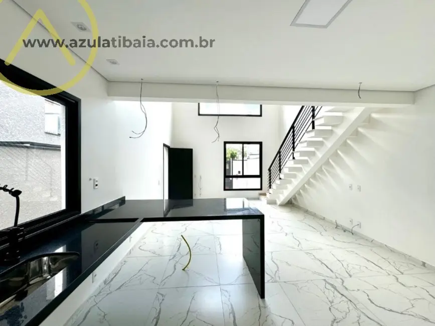 Foto 2 de Casa com 3 quartos à venda, 130m2 em Vila Petrópolis, Atibaia - SP