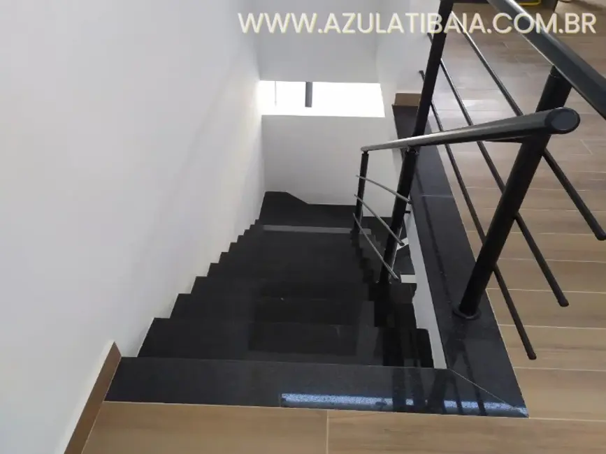 Casa de Condomínio com 3 quartos à venda, 285m2 em Atibaia - SP - imagem 5 Foto 5 de Casa de Condomínio com 3 quartos à venda, 285m2 em Atibaia - SP