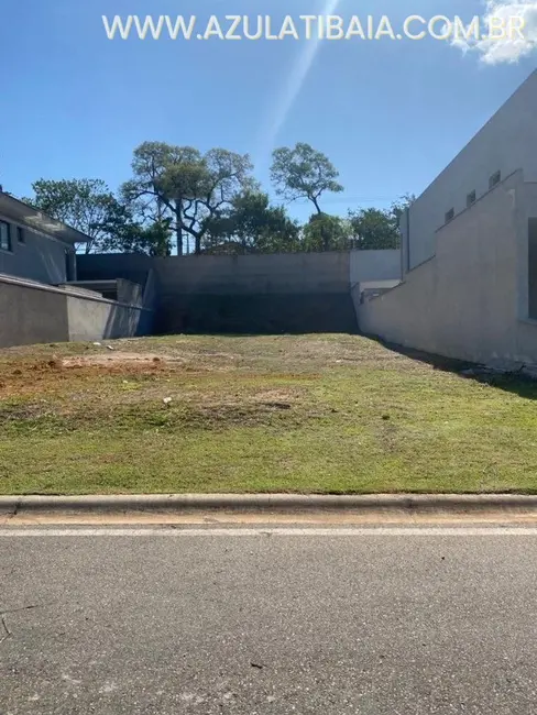 Foto 1 de Terreno / Lote à venda, 525m2 em Atibaia - SP