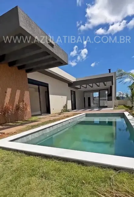 Foto 2 de Casa de Condomínio com 3 quartos à venda, 304m2 em Atibaia - SP