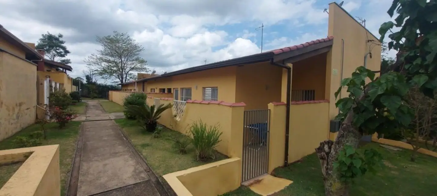Foto 1 de Casa de Condomínio com 2 quartos à venda, 48m2 em Jardim Colonial, Atibaia - SP