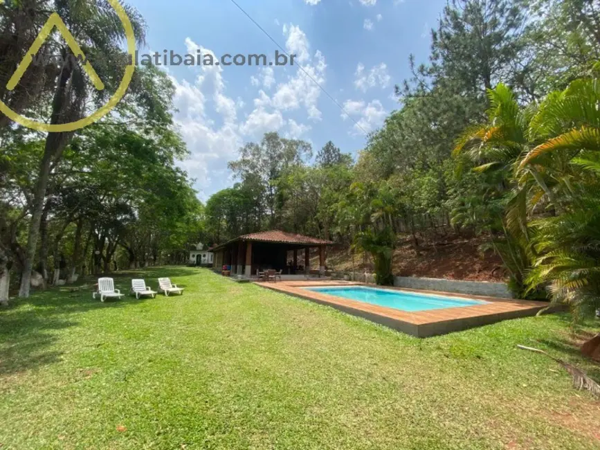 Foto 2 de Chácara com 5 quartos para alugar, 450m2 em Boa Vista, Atibaia - SP