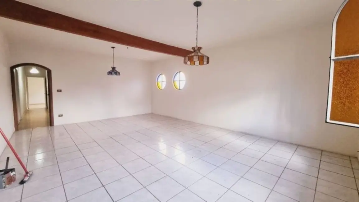 Foto 3 de Casa com 3 quartos à venda, 168m2 em Centro, Atibaia - SP