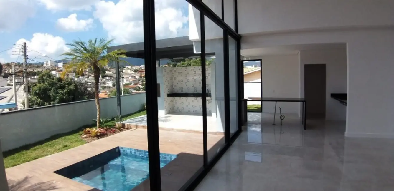 Casa com 3 quartos à venda, 235m2 em Jardim Paulista, Atibaia - SP - imagem 4 Foto 4 de Casa com 3 quartos à venda, 235m2 em Jardim Paulista, Atibaia - SP