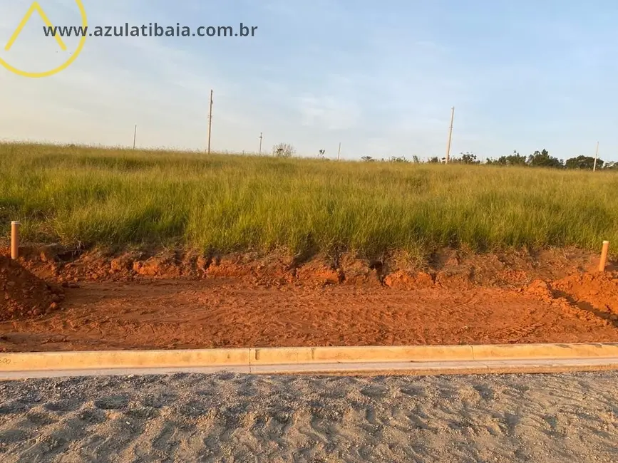 Foto 1 de Terreno / Lote à venda, 360m2 em Atibaia - SP