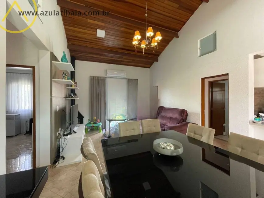 Foto 3 de Casa de Condomínio com 3 quartos à venda, 218m2 em Jardim Shangri-Lá, Atibaia - SP