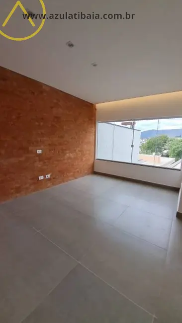 Casa com 3 quartos à venda, 175m2 em Jardim do Lago, Atibaia - SP - imagem 3 Foto 3 de Casa com 3 quartos à venda, 175m2 em Jardim do Lago, Atibaia - SP