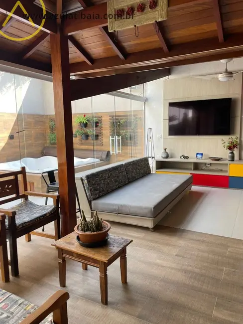 Foto 1 de Casa de Condomínio com 3 quartos à venda, 135m2 em Atibaia - SP