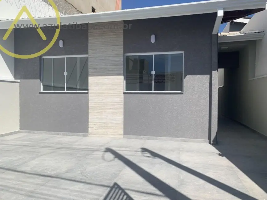 Foto 1 de Casa com 3 quartos à venda, 90m2 em Atibaia - SP