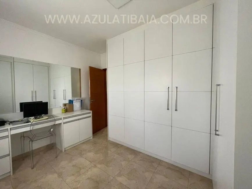 Foto 8 de Chácara com 3 quartos à venda, 218m2 em Jardim Shangri-Lá, Atibaia - SP