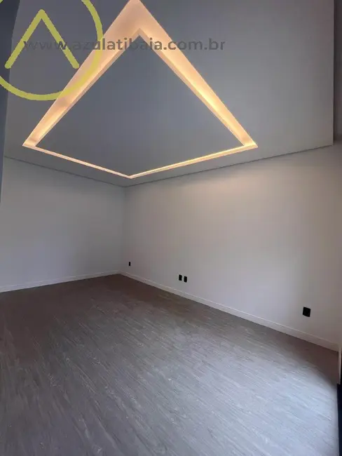 Casa de Condomínio com 4 quartos à venda, 327m2 em Condomínio Residencial Campos do Conde, Braganca Paulista - SP - imagem 4 Foto 4 de Casa de Condomínio com 4 quartos à venda, 327m2 em Condomínio Residencial Campos do Conde, Braganca Paulista - SP