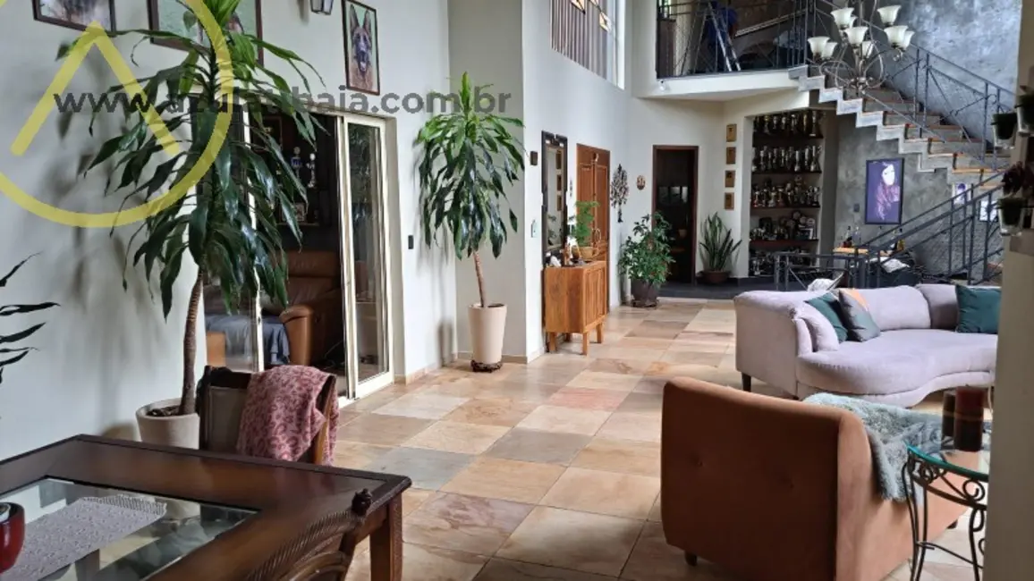 Foto 4 de Casa com 8 quartos à venda, 850m2 em Mairipora - SP