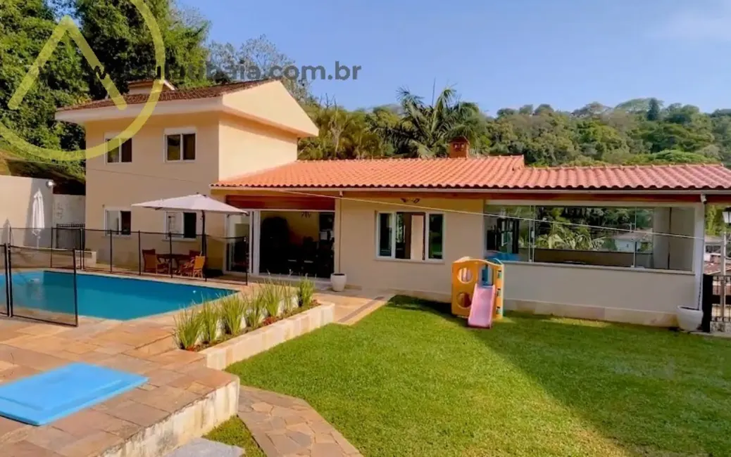 Foto 1 de Casa de Condomínio com 3 quartos à venda, 200m2 em Mairipora - SP