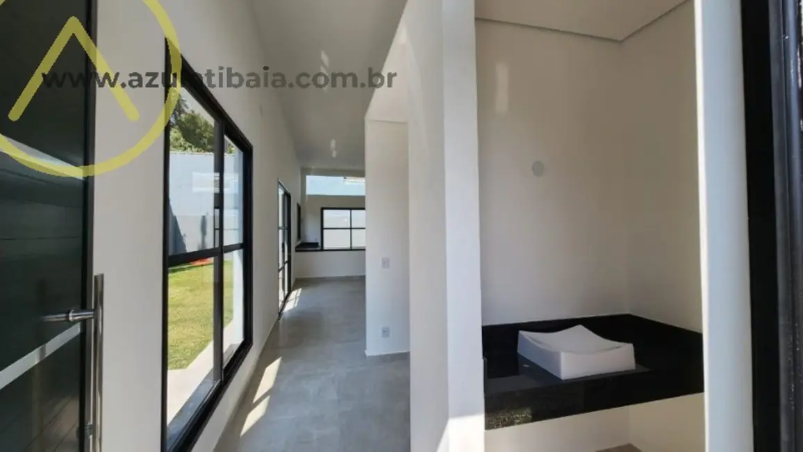 Foto 2 de Casa com 3 quartos à venda e para alugar, 120m2 em Jardim Estância Brasil, Atibaia - SP