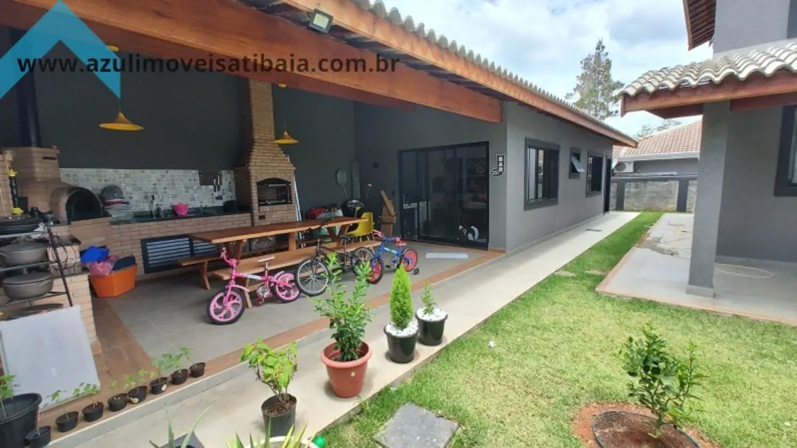 Casa de Condomínio com 3 quartos à venda, 256m2 em Atibaia - SP - imagem 5 Foto 5 de Casa de Condomínio com 3 quartos à venda, 256m2 em Atibaia - SP