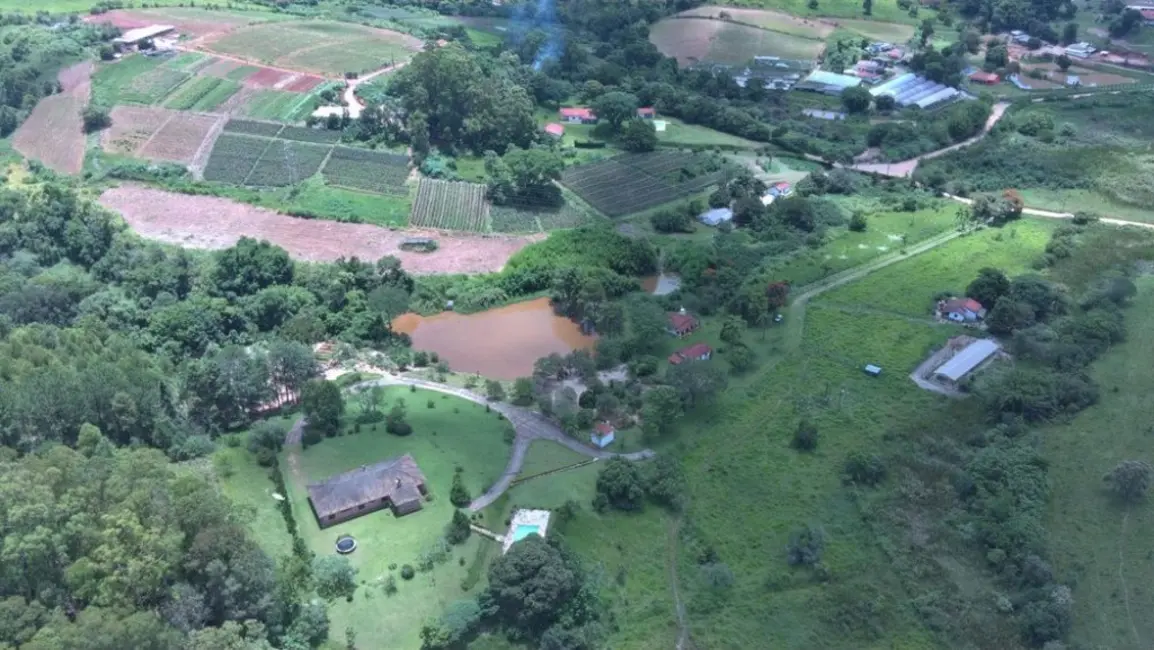 Foto 3 de Sítio / Rancho com 3 quartos à venda, 500m2 em Rio Abaixo, Atibaia - SP