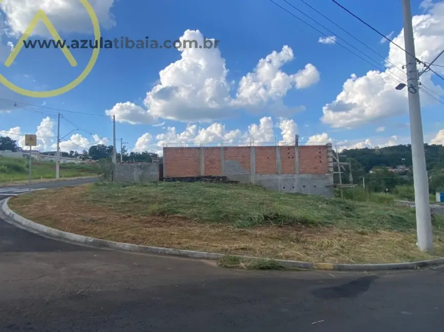 Foto 1 de Terreno / Lote à venda, 325m2 em Atibaia - SP