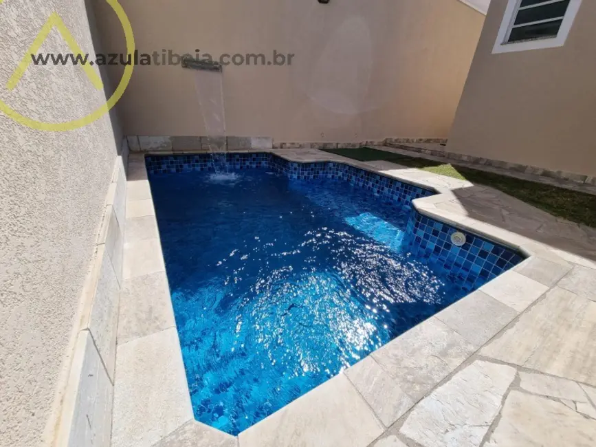 Casa com 3 quartos à venda, 110m2 em Atibaia - SP - imagem 1 Foto 1 de Casa com 3 quartos à venda, 110m2 em Atibaia - SP