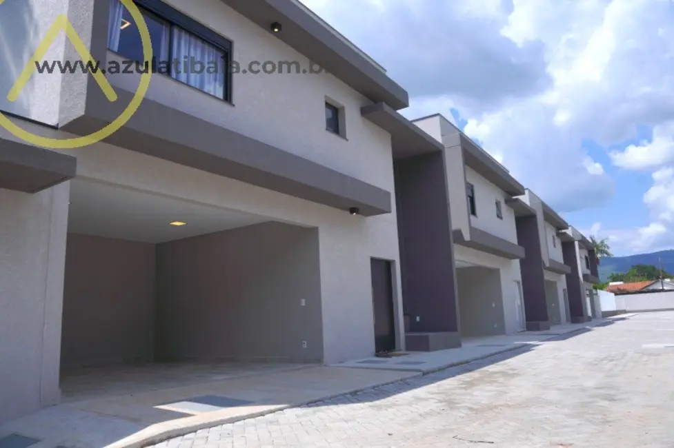 Foto 1 de Casa de Condomínio com 3 quartos à venda, 174m2 em Atibaia - SP
