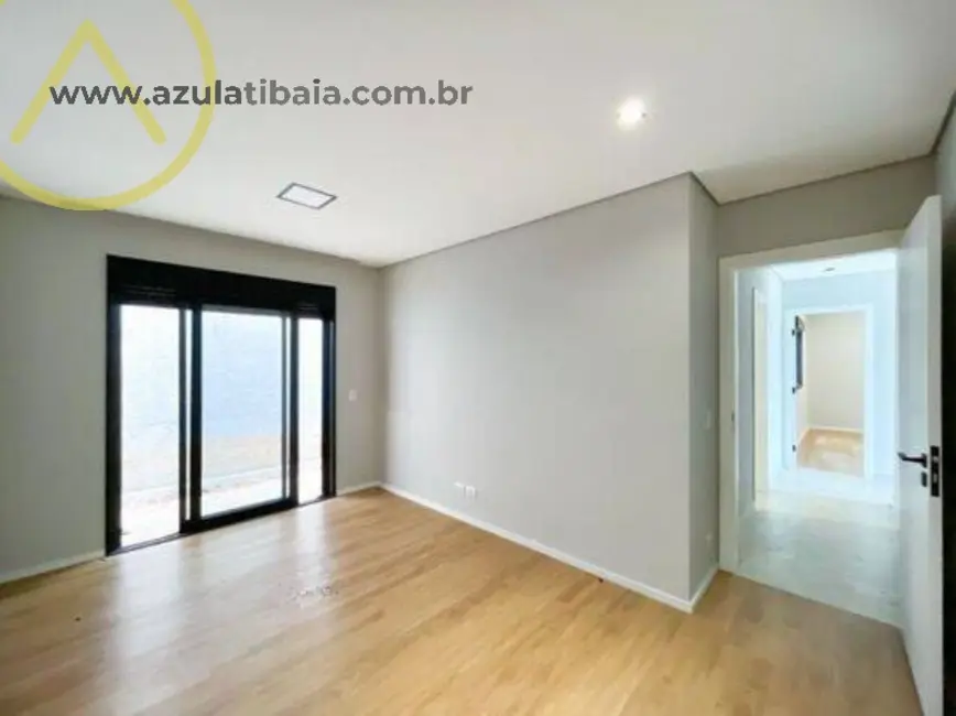 Foto 8 de Casa de Condomínio com 3 quartos à venda, 350m2 em Mairipora - SP