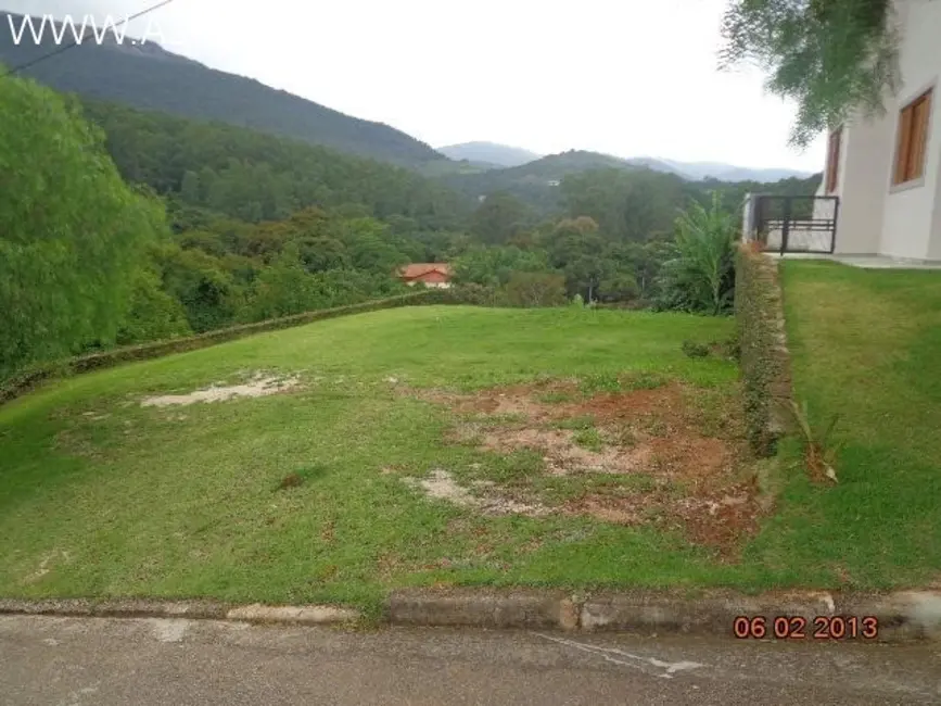 Foto 1 de Terreno / Lote à venda, 360m2 em Atibaia - SP