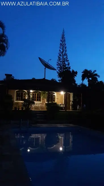 Foto 2 de Chácara com 3 quartos à venda, 320m2 em Jardim Estância Brasil, Atibaia - SP