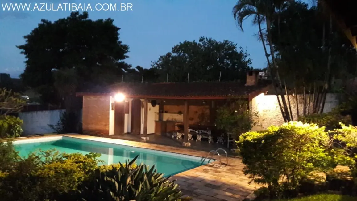 Foto 3 de Chácara com 3 quartos à venda, 320m2 em Jardim Estância Brasil, Atibaia - SP