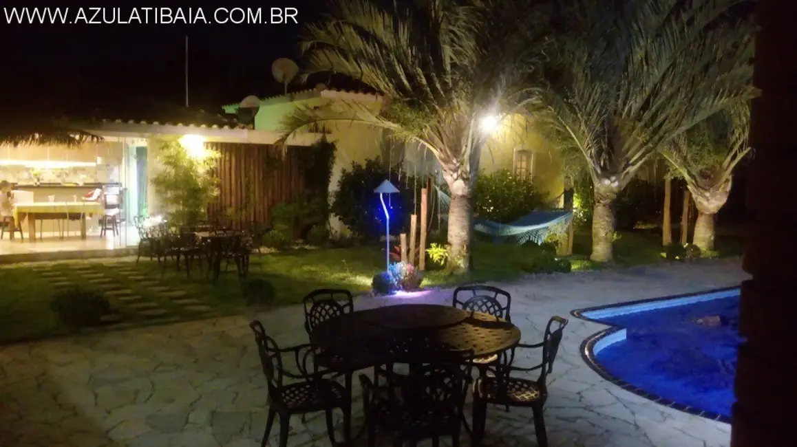 Foto 20 de Casa com 6 quartos à venda, 380m2 em Atibaia - SP