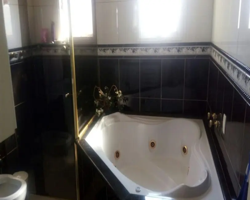 Foto 4 de Casa com 5 quartos à venda, 750m2 em Vila Santista, Atibaia - SP