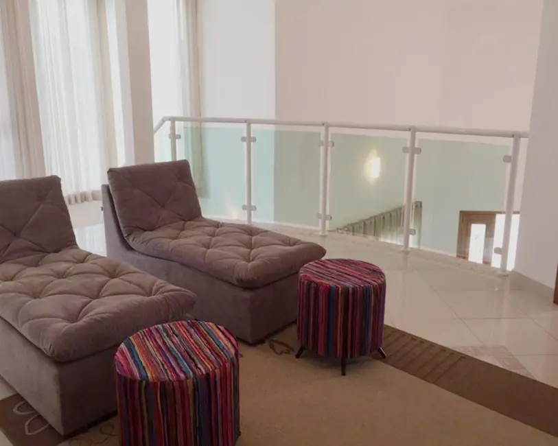 Casa de Condomínio com 3 quartos à venda, 385m2 em Condomínio Residencial Shamballa II, Atibaia - SP - imagem 4 Foto 4 de Casa de Condomínio com 3 quartos à venda, 385m2 em Condomínio Residencial Shamballa II, Atibaia - SP