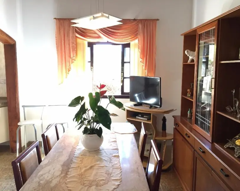 Foto 4 de Chácara com 5 quartos à venda, 339m2 em Bom Jesus Dos Perdoes - SP