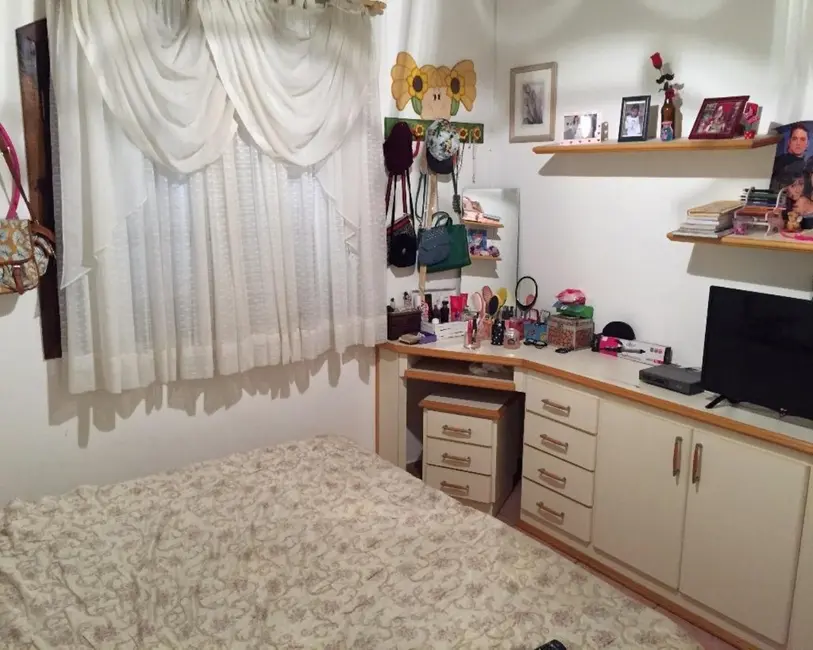 Foto 9 de Chácara com 5 quartos à venda, 339m2 em Bom Jesus Dos Perdoes - SP