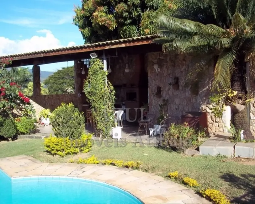 Foto 3 de Chácara com 5 quartos à venda, 900m2 em Atibaia - SP