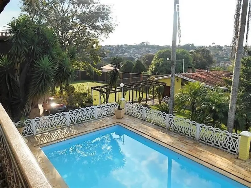 Foto 2 de Chácara com 6 quartos à venda, 700m2 em Atibaia - SP