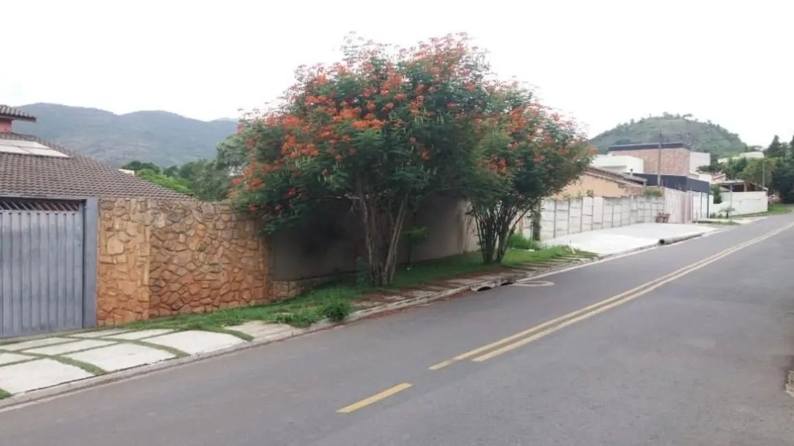 Foto 2 de Terreno / Lote à venda, 280m2 em Jardim Paulista, Atibaia - SP