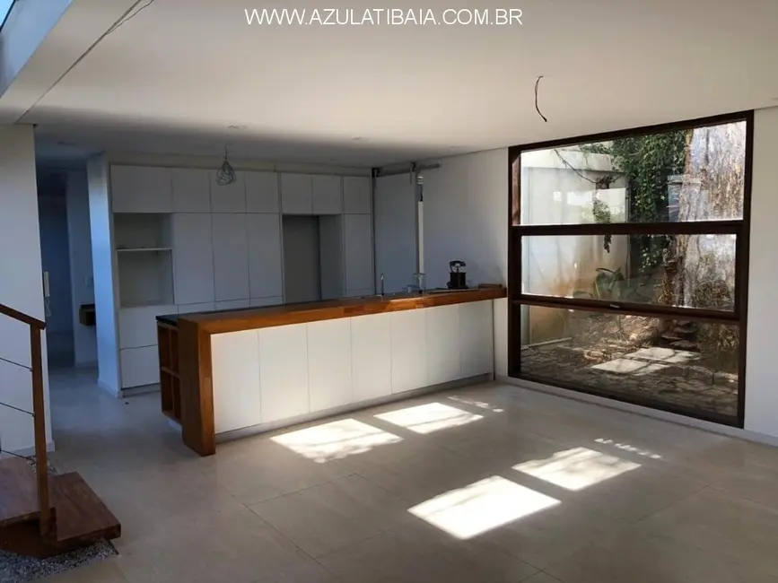 Casa com 3 quartos à venda, 276m2 em Vila Junqueira, Atibaia - SP - imagem 5 Foto 5 de Casa com 3 quartos à venda, 276m2 em Vila Junqueira, Atibaia - SP