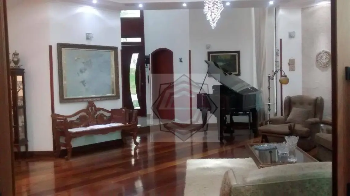 Foto 2 de Casa de Condomínio com 3 quartos à venda, 560m2 em Residencial Morada dos Lagos, Barueri - SP