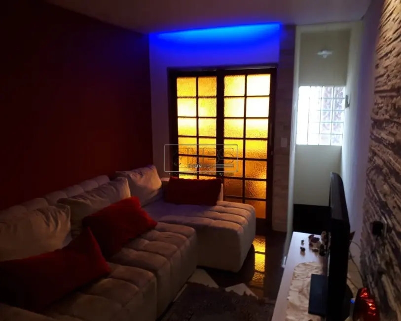Foto 2 de Casa com 2 quartos à venda, 60m2 em Vila Santa Luzia, Taboao Da Serra - SP