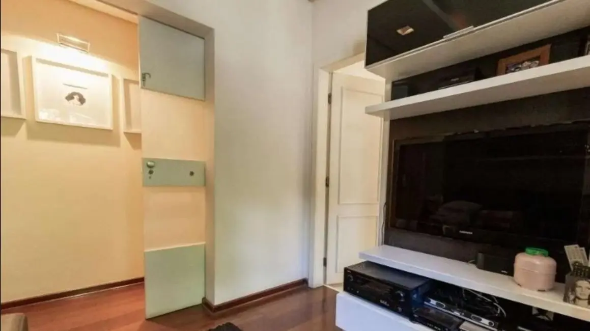 Casa com 3 quartos à venda, 380m2 em Campo Belo, São Paulo - SP - imagem 6 Foto 6 de Casa com 3 quartos à venda, 380m2 em Campo Belo, São Paulo - SP