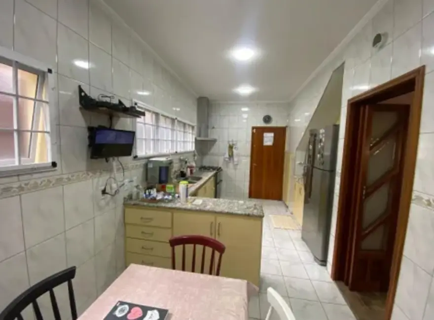 Foto 6 de Casa com 3 quartos à venda, 220m2 em Vila Cordeiro, São Paulo - SP