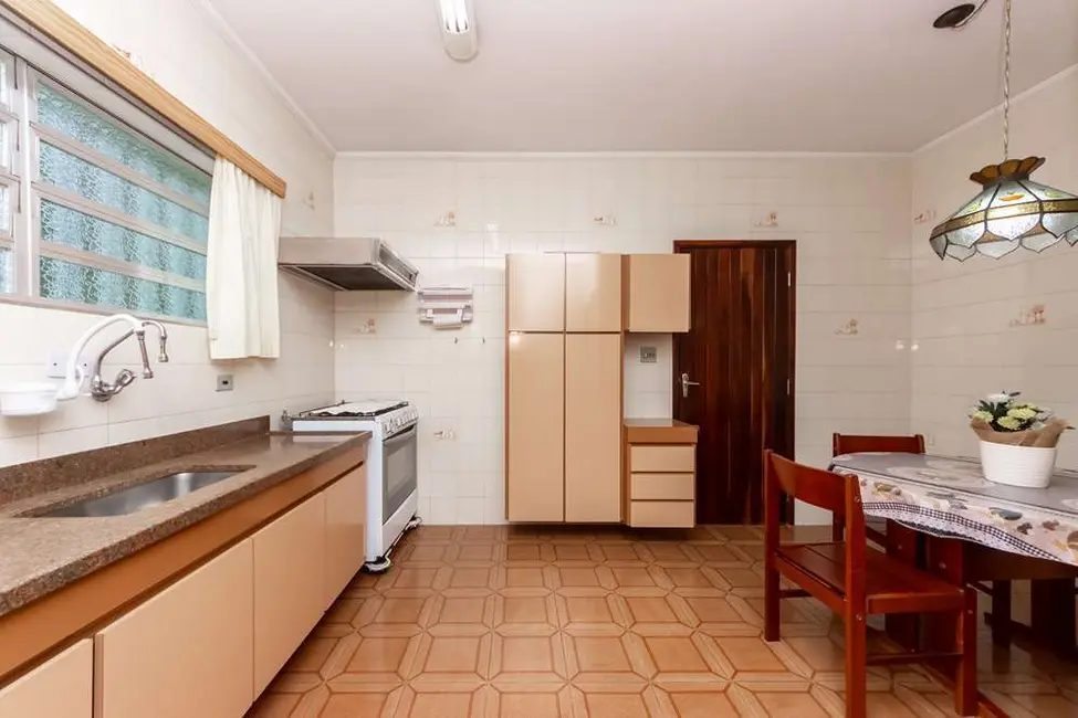 Foto 8 de Casa com 4 quartos à venda, 226m2 em Vila Isa, São Paulo - SP