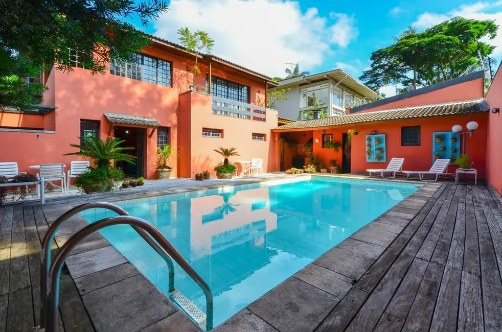 Casa com 4 quartos à venda, 386m2 em Jardim Morumbi, São Paulo - SP - imagem 1 Foto 1 de Casa com 4 quartos à venda, 386m2 em Jardim Morumbi, São Paulo - SP